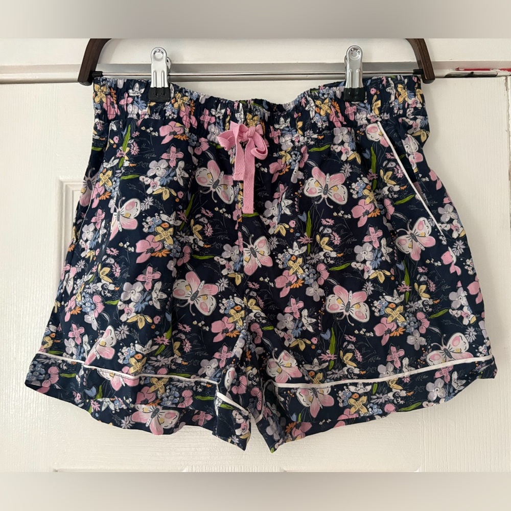 Vera Bradley Floral PJ Shorts Size Small EUC Like New